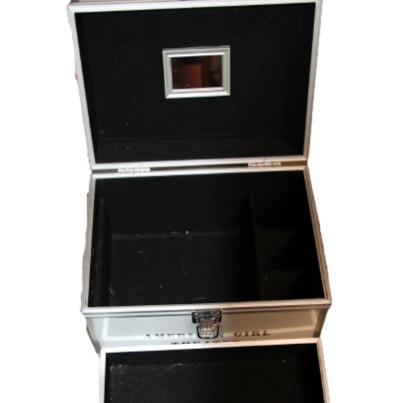 American Girl Doll Theater Case - RETIRED - Picture 2 of 2